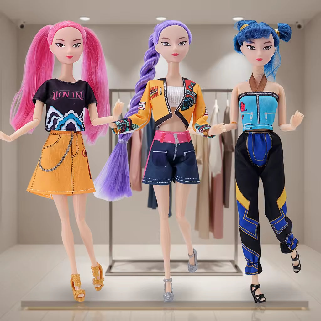 K-Pop Demon Hunters Girl Group Dolls – Poseable, Color-Changing LED Lights, Music & Sound, Includes Themed Accessories